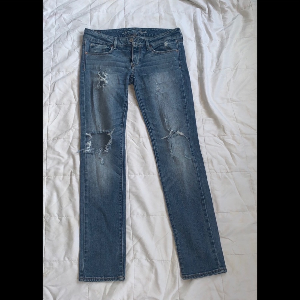 American Eagle Distressed Jeans